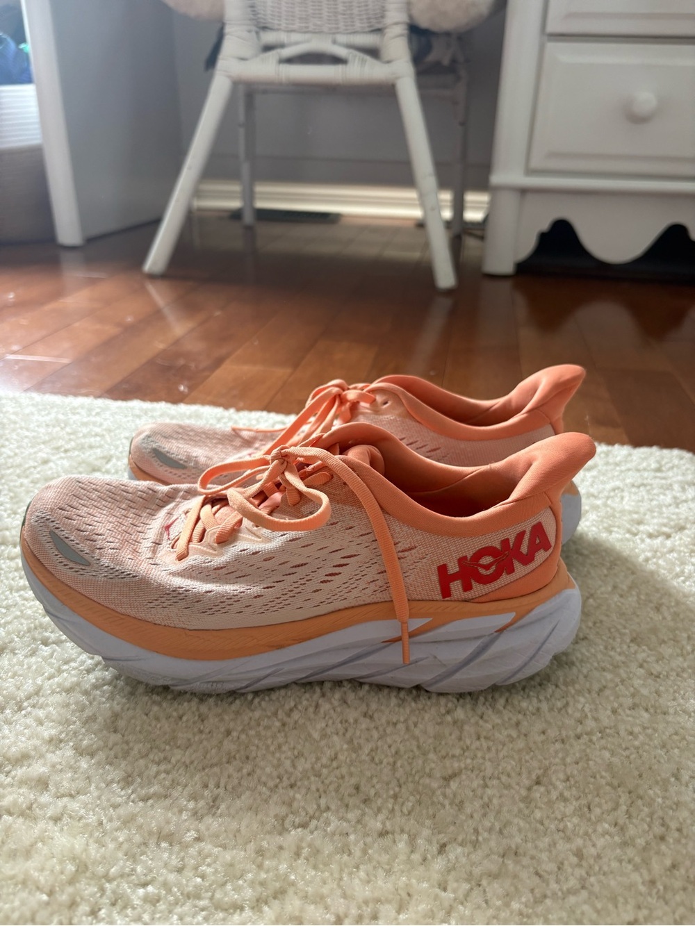HOKA Clifton 8 Running Shoes